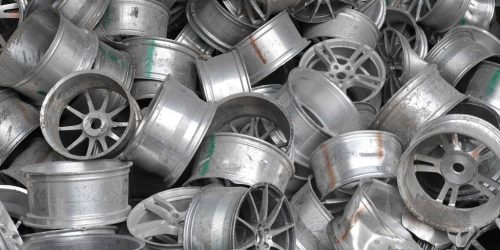 Clean aluminum rims have no wheel weights, valve stems, and are otherwise clean of any other debris.